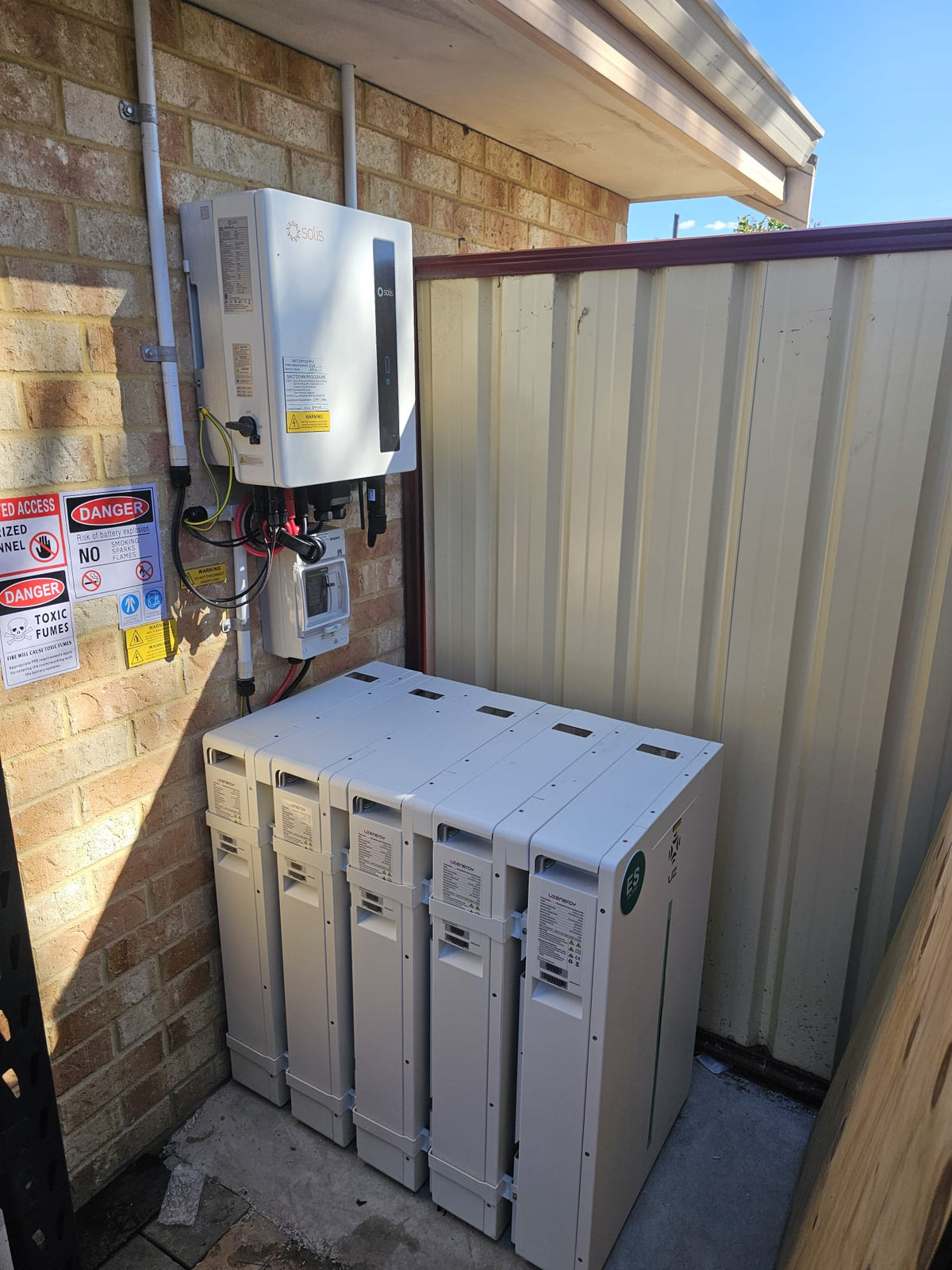 51.2 kWh PLPA-L1-10K2 Battery System with Solis Inverter in Australia